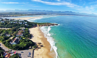 Best coastal towns to visit this festive season