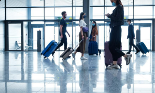 How to stay safe when flying during COVID-19