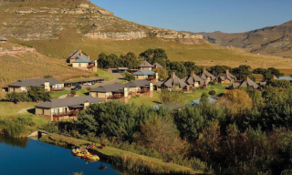 Exploring the charm of small towns in South Africa: A springtime getaway￼